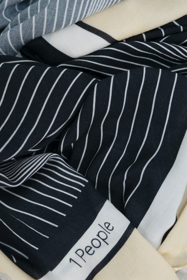 Oyster Black Biarritz Sarong