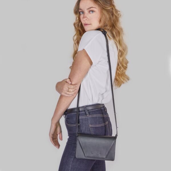 Hybrid Vegan Black - Multifunctional Vegan Bag