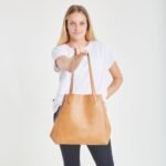 TOTISSIMO Camel - Shoulder Vegan Bag