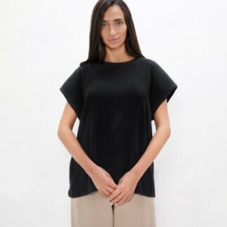 Skip to the end of the images gallery Skip to the beginning of the images gallery Muscat MCT - Bold Shoulder Tee - Black Sand