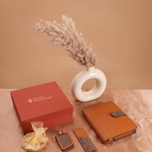 The Mindful Moments Brown Gift Set