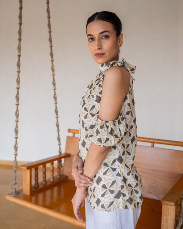 Chashni Ribboned Dabu Print Top