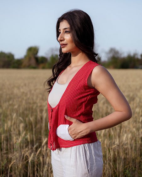 Kaju Round Neck Vest